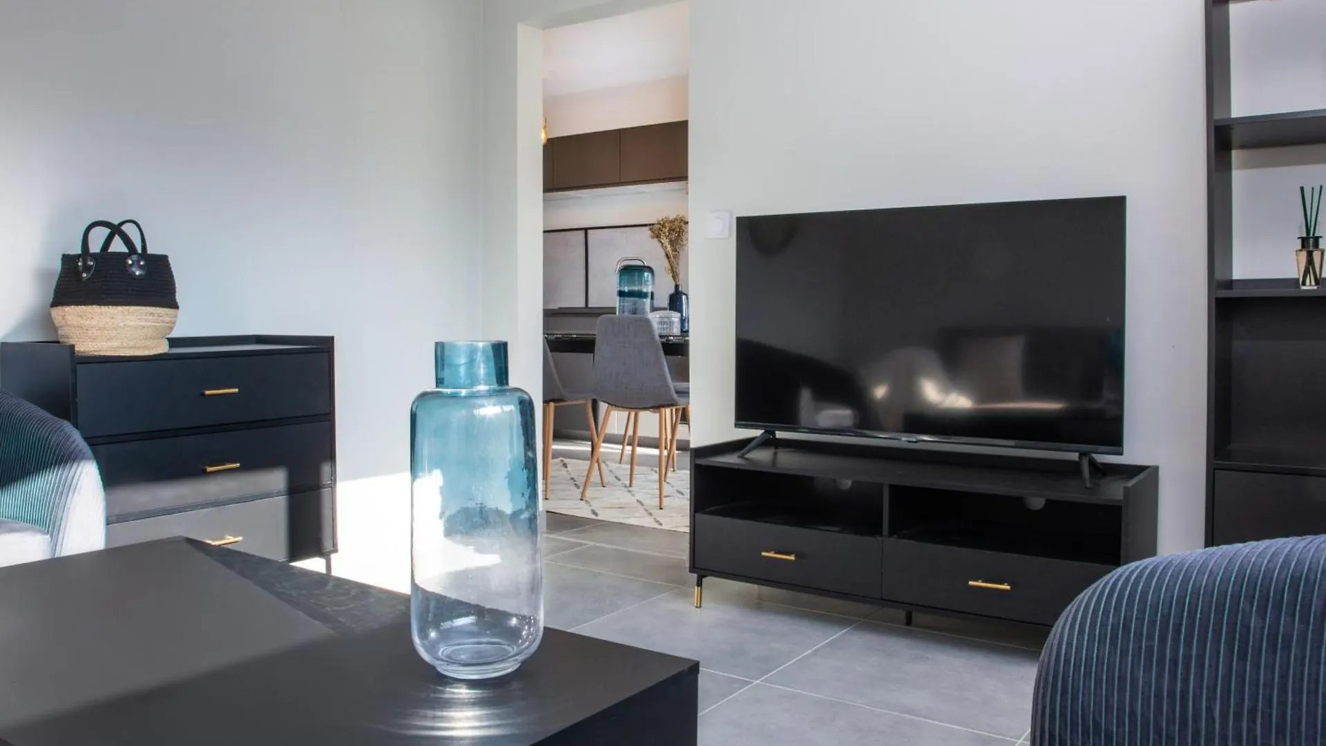 Appartement Neuf Moderne A Louer Ferney-Voltaire